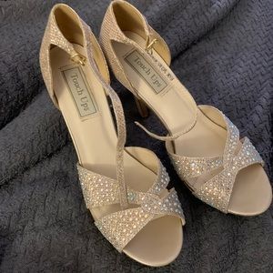 Touch Ups Champagne/Glitter High Heels 8.5